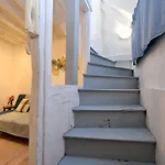 Duplex Atypique Et Cosy Au Coeur De *