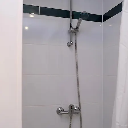 Duplex Atypique Et Cosy Au Coeur De *