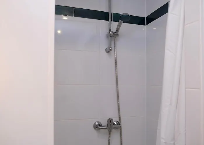 Duplex Atypique Et Cosy Au Coeur De *